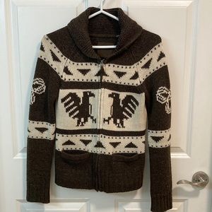 Aritzia TNA Cowichan style 100% lambswool sweater